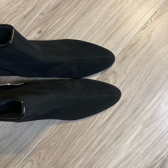 Stuart Weitzman Size 8 Backer Quilted Aquatex Ankle Boots EUC - Picture 3 of 8